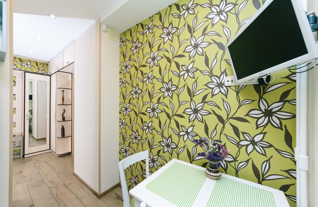 Apartment On Sevastopolska Square Kiev Exterior photo