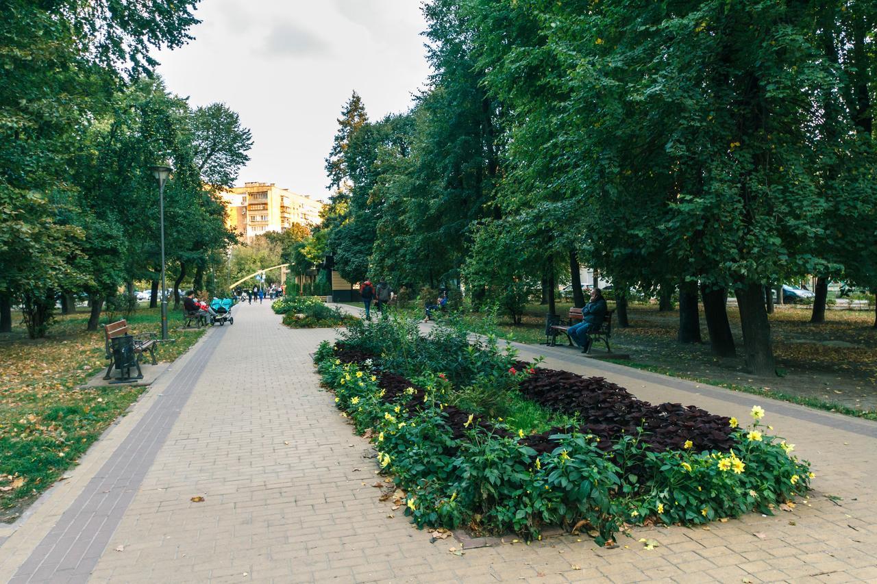 Apartment On Sevastopolska Square Kiev Exterior photo